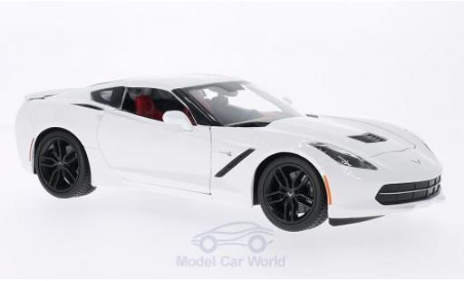 Diecast model cars Chevrolet Corvette Stingray Z51 (C7) white 2014 1/18 Maisto