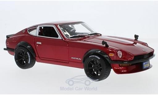 Diecast model cars Datsun 240Z Coupe metallic red 1971 1/18 Maisto