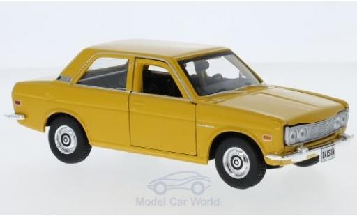 Diecast model cars Datsun 510 Sedan yellow 1971 1/24 Maisto