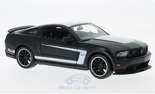 Diecast model cars Ford Mustang Boss 302 matt-black/white 1/24 Maisto
