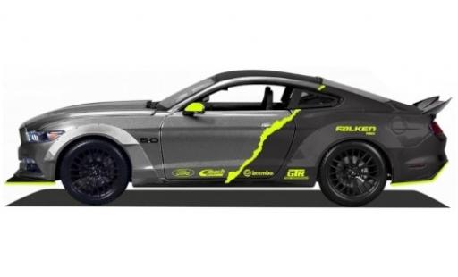 Diecast model cars Ford Mustang GT metallic grey/Dekor 2015 1/18 Maisto