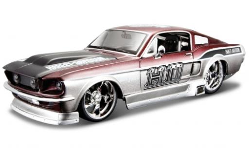 Diecast model cars Ford Mustang GT grey/metallic red Harley-Davidson 1967 1/24 Maisto