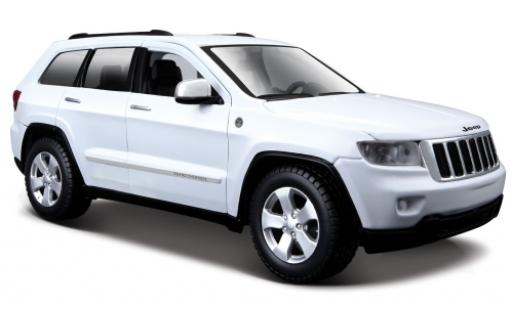 Diecast model cars Jeep Grand Cherokee Laredo white 1/24 Maisto