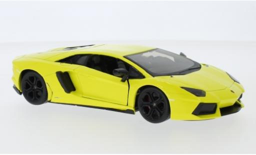 Diecast model cars Lamborghini Aventador LP 700-4 yellow 1/24 Maisto