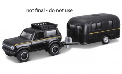 Diecast model cars Ford Bronco Base black/yellow 2021 1/64 Maisto