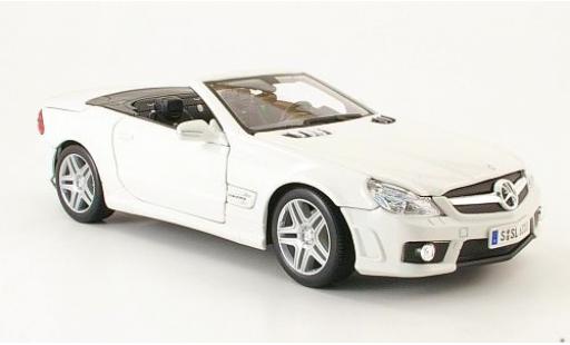 Diecast model cars Mercedes SL AMG SL63 white 2009 1/18 Maisto