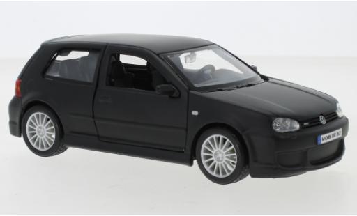 Diecast model cars Volkswagen Golf R32 IV matt-black 2006 1/24 Maisto