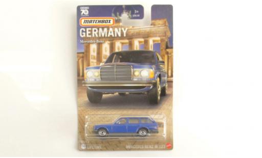 Diecast model cars Mercedes 300 Coupe TD (S123) blue 1/64 Matchbox