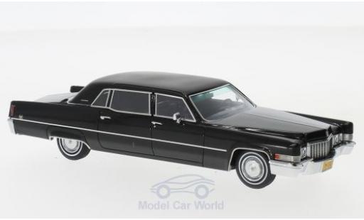 Diecast model cars Cadillac Fleetwood Series 75 Limousine black 1970 1/43 Matrix