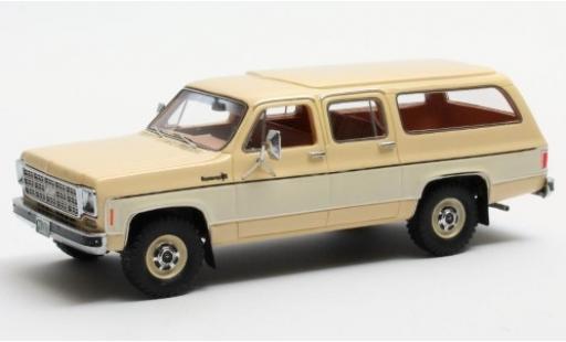 Diecast model cars Chevrolet Suburban suv K10 beige/beige 1978 1/43 Matrix