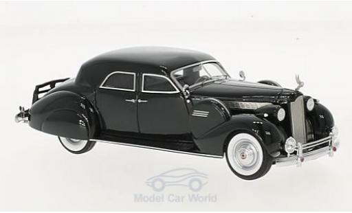 Diecast model cars Packard Super 8 Darrin Sport Sedan by green 1940 1/43 Matrix