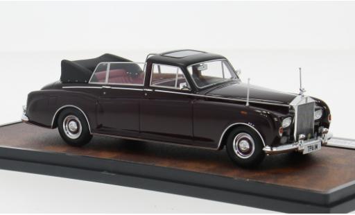 Diecast model cars Rolls Royce Phantom Landaulet VI red 1973 1/43 Matrix
