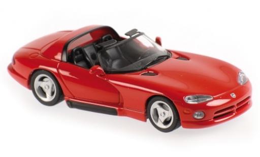 Diecast model cars Dodge Viper Roadster red 1993 1/43 Maxichamps