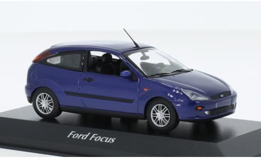 Diecast model cars Ford Focus Berline MK I metallise blue 1998 1/43 Maxichamps