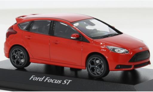 Diecast model cars Ford Focus ST MK III red 2011 1/43 Maxichamps
