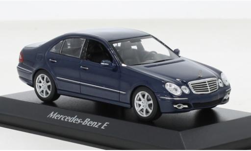 Diecast model cars Mercedes Classe E Base (W211) metallise blue 2006 1/43 Maxichamps