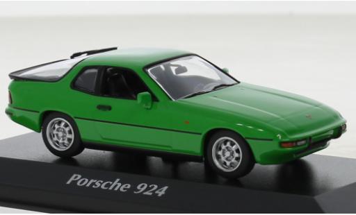 Diecast model cars Porsche 924 Base green 1984 1/43 Maxichamps