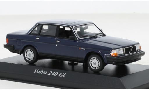 Diecast model cars Volvo 240 GL blue 1986 1/43 Maxichamps