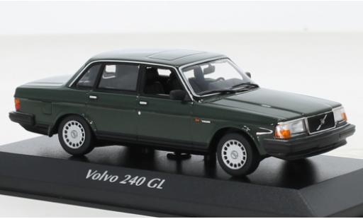 Diecast model cars Volvo 240 GL green 1986 1/43 Maxichamps