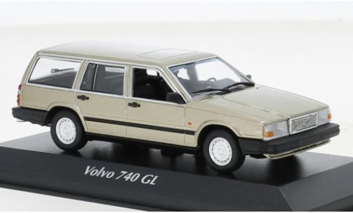Diecast model cars Volvo 740 Base Estate metallise beige 1986 1/43 Maxichamps