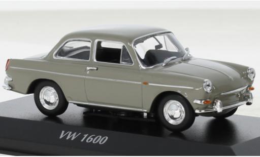 Diecast model cars Volkswagen 1600 Base beige 1966 1/43 Maxichamps