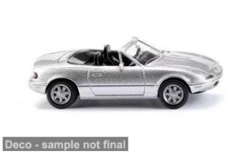 Diecast model cars Mazda MX5 Base silver 1989 1/87 Wiking