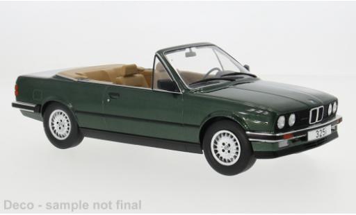 Diecast model cars Bmw 325 Cabriolet i (E30) Convertible metallise green 1985 1/18 MCG