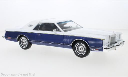 Diecast model cars Lincoln Continental 1978 Mark V white/blue 1/18 MCG