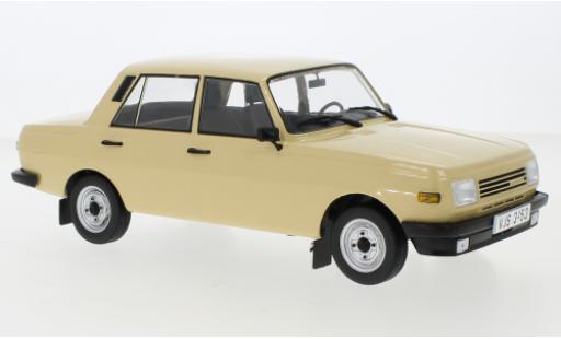 Diecast model cars Wartburg 353 Base beige 1985 1/18 MCG