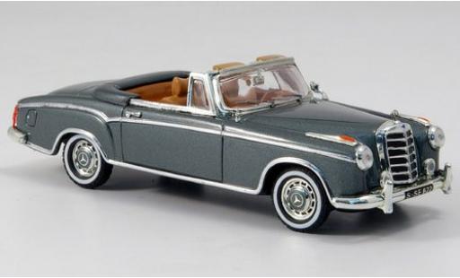 Diecast model cars Mercedes 220 Base SE Convertiblel silver 1/43 Vitesse