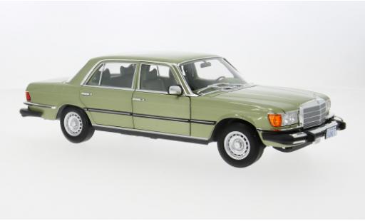 Diecast model cars Mercedes 450 Base SEL green 1/18 Norev