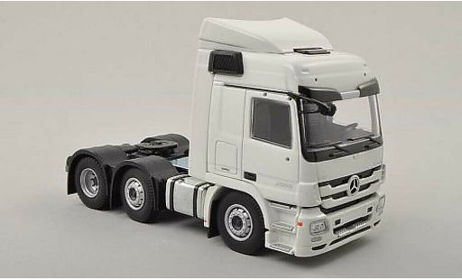 Mercedes Actros Base 1/50 Tekno L MP3 white 6x2 Zugmaschine diecast model cars
