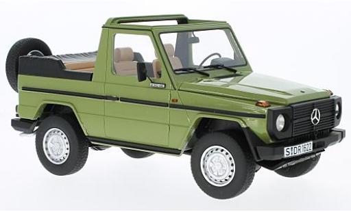 Diecast model cars Mercedes Classe G Base W460 green Cult Scale Mo 1/18 Cult Scale Models