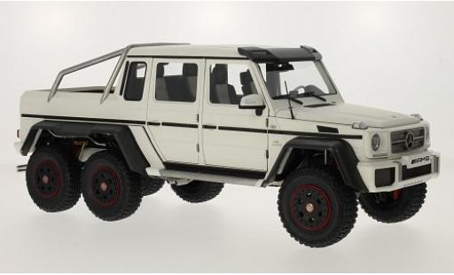 Diecast model cars Mercedes 6 6x6 G63 AMG white 1/18 AUTOart