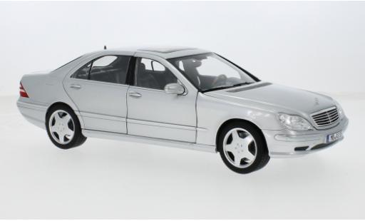 Diecast model cars Mercedes Classe S AMG S55 (W220) silver 1/18 Norev
