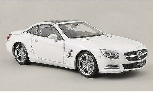 Mercedes Classe SL 500 1/18 Welly (R231) white hood closed 2012 diecast model cars