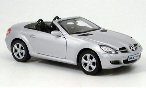Diecast model cars Mercedes SLK Base 350 silver 1/24 Welly