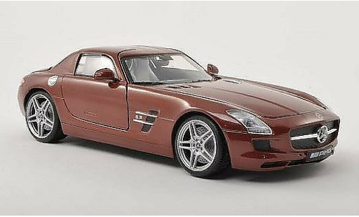 Mercedes SLS Coupe 1/18 Motormax AMG (C197) brown diecast model cars