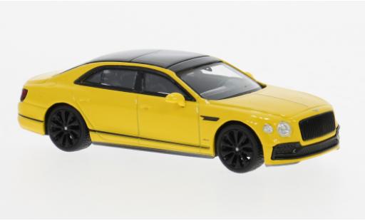 Diecast model cars Bentley Flying Spur berline yellow 1/64 Mini GT