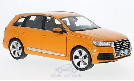 Diecast model cars Audi Q7 suv orange 2015 1/18 Minichamps