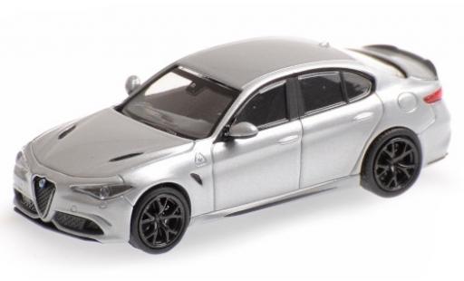 Diecast model cars Alfa Romeo Giulia quadrifoglio d 2017 1/87 Minichamps