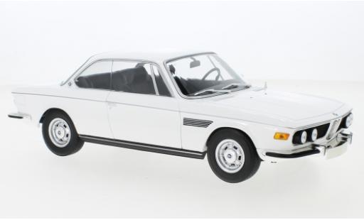 Diecast model cars Bmw 2800 CS white 1968 1/18 Minichamps