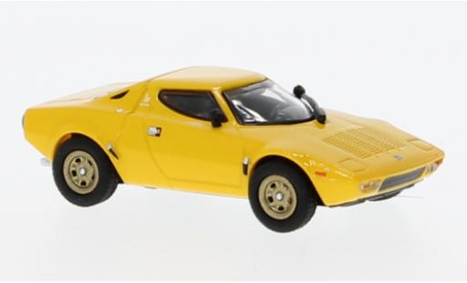 Diecast model cars Lancia Stratos Base yellow 1974 1/87 Minichamps