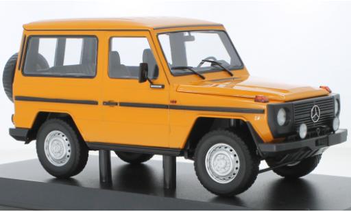 Diecast model cars Mercedes Classe G SWB G-classe (W460) orange 1980 1/18 Minichamps