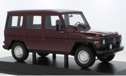 Diecast model cars Mercedes Classe G LWB (W460) red 1980 1/18 Minichamps