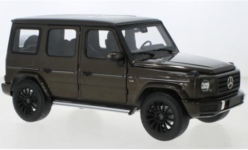 Diecast model cars Mercedes Classe G Base (W463) metallise brown 2020 1/18 Minichamps