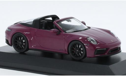 Diecast model cars Porsche 911 Targa 4 GTS purple 2021 1/43 Minichamps