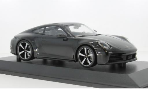 Diecast model cars Porsche 911 Carrera (992.2) Coupe black 2024 1/18 Minichamps