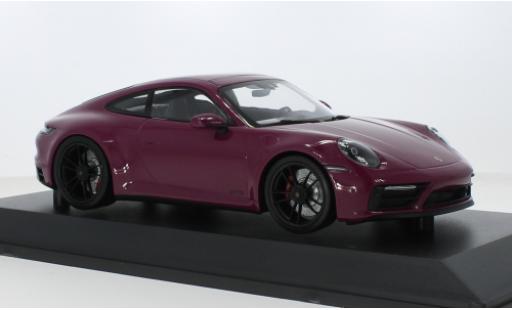 Diecast model cars Porsche 911 GTS Carrera 4 red 2020 1/18 Minichamps