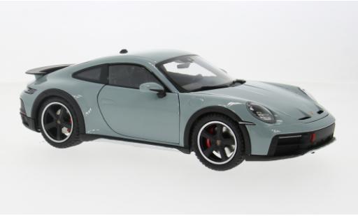 Diecast model cars Porsche 911 Dakar metallise green 2022 1/18 Minichamps